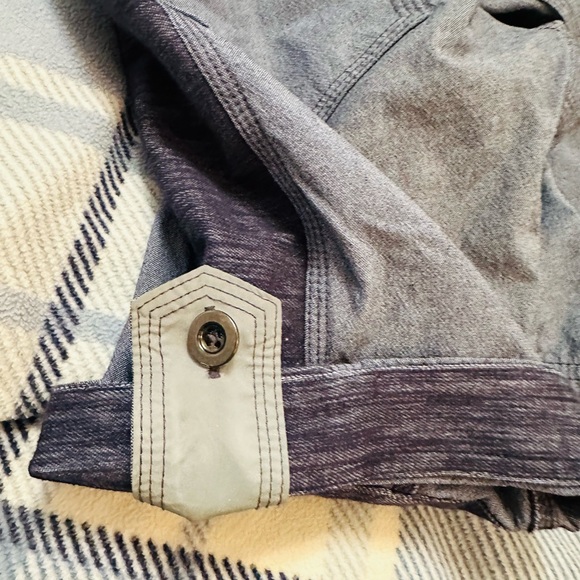 Lululemon Functional Shorts - Picture 4 of 6